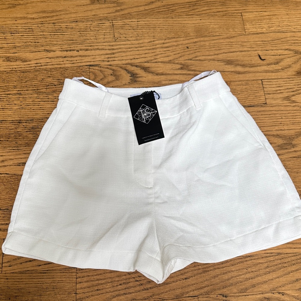 NWT White Shorts